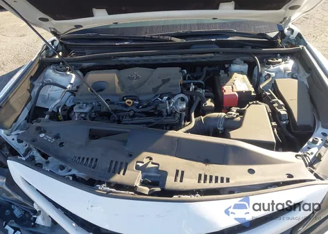 2022 Toyota Camry Se z USA, uszkodzony, nr VIN 4T1G11AK1NU037443